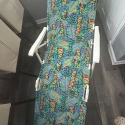 Retro Folding Beach Lounge Chair