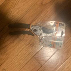 New Bypass  pruner tool