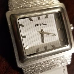 womens fossil watch