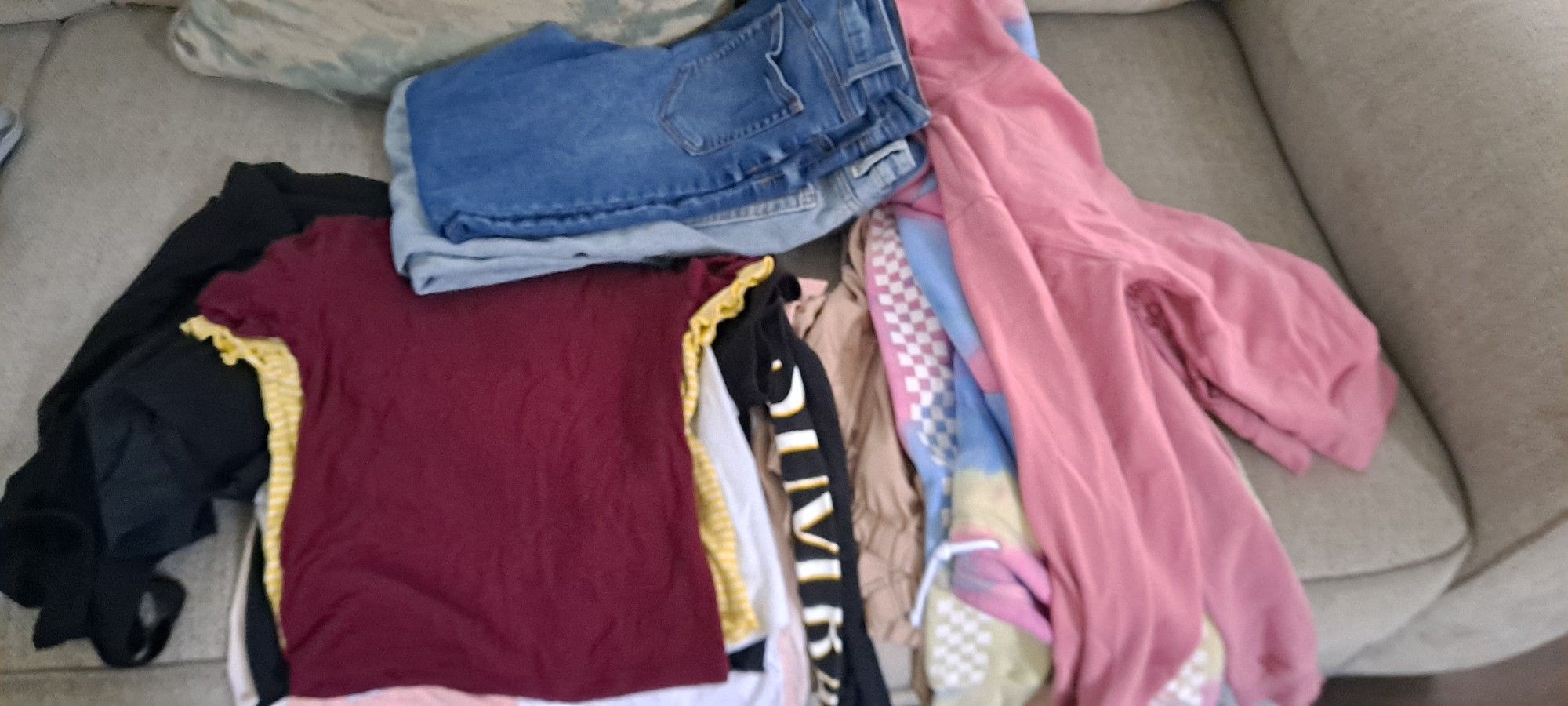 Teen Size 9 Jeans And Medium Size Tops