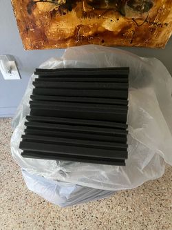 Acoustic pads (16)