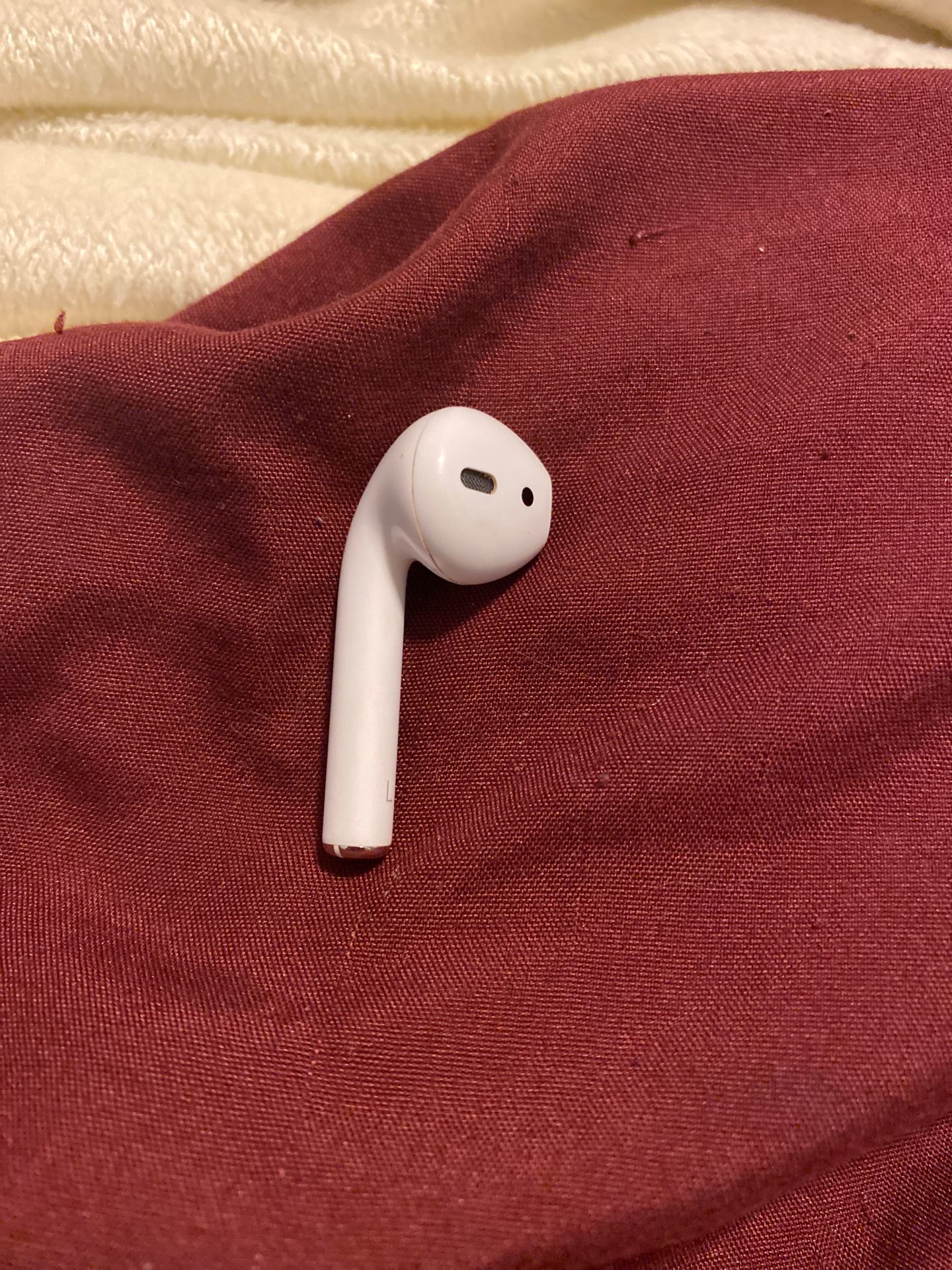 left airpod