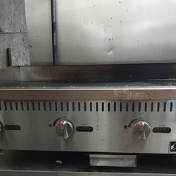 Gas Griddle (Dukers  Cooking)