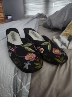 Floral Embroidered Black Mule Shoes
