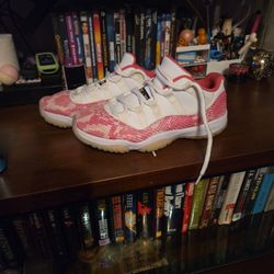 Jordan 11 Retro Low Pink Snakeskin 
