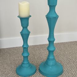 Set of 2 Coastal Farmhouse Distressed Metal Floor Candleholders