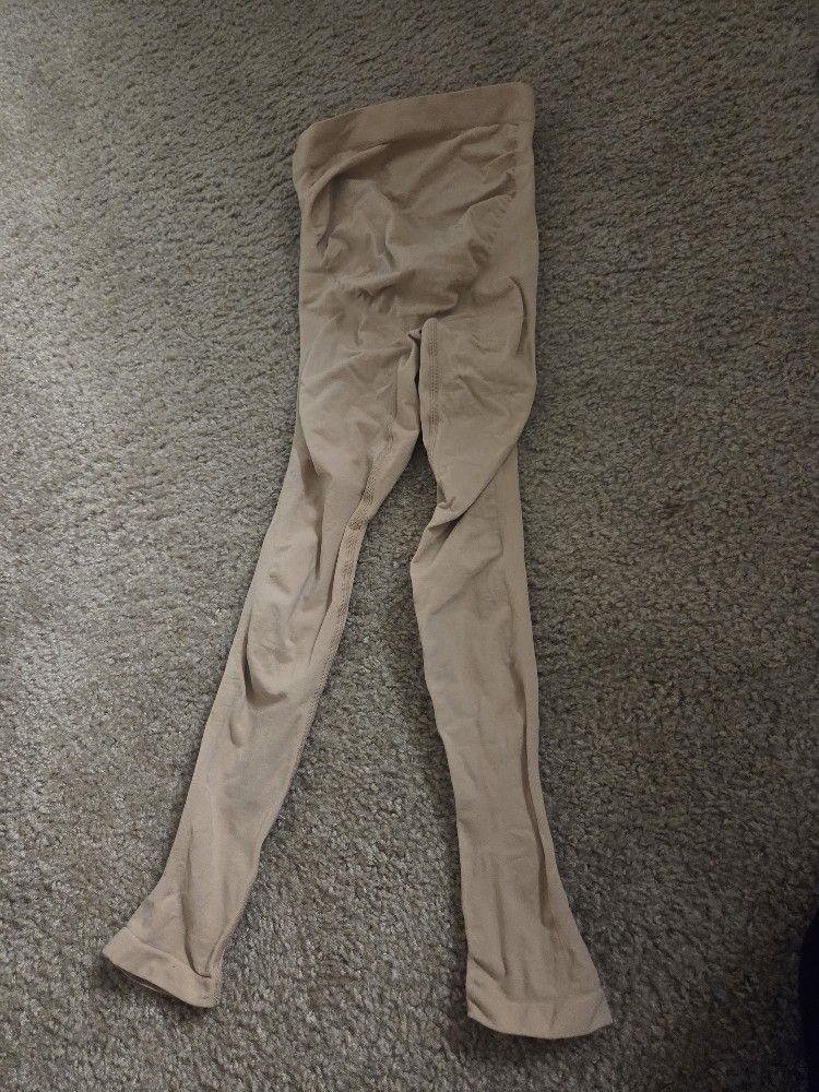 Skims Maternity Spandex