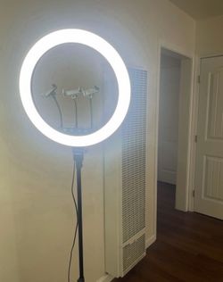 Ring light