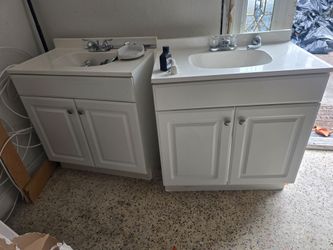 2 vanity sets