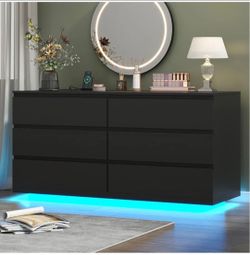 6 Drawer Dresser with Power Outlet, Floating White Dresser Chest of Drawer with LED Light,Modern Double Wide Drawer Organizer Cabinet for Bedroom,Livi