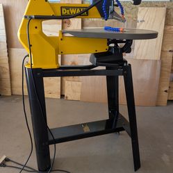 DeWalt Scroll Saw DW788 w/Stand