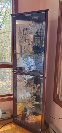 Cherry Wood Corner Glass China  Cabinrt with light