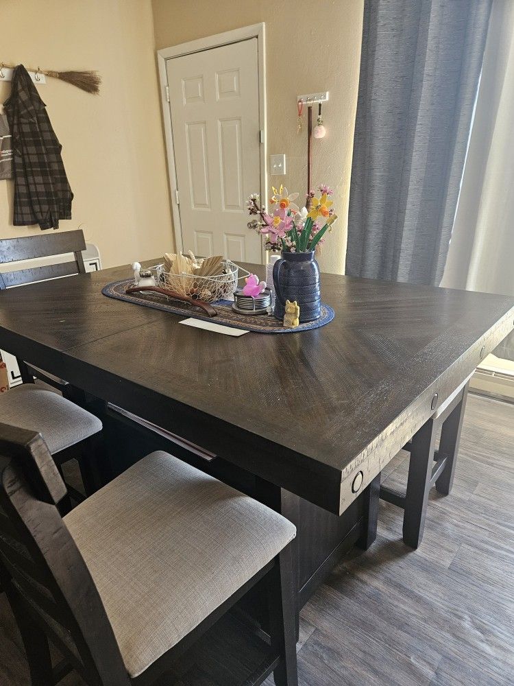 Sonoma Expandable Counter Height Dining Table