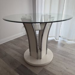 Dining Table And Chairs Set 