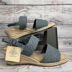 St. John's Bay Lajolla Wedge Denim Sandals Women’s Size 9