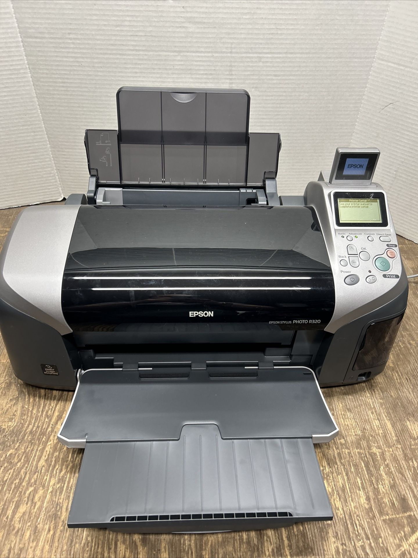 Epson Stylus R320 Digital Photo Inkjet Printer- NEEDS INK