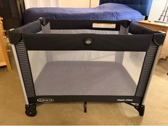 Graco Pack ‘n Play On the Go Playard