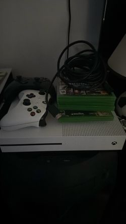 Xbox one s give me 160$ for everything or shoot me offers