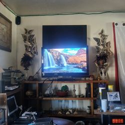 2 TV 