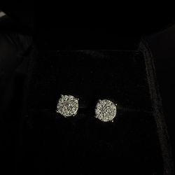 Cluster stud 4 pointer Moissanite men’s earrings