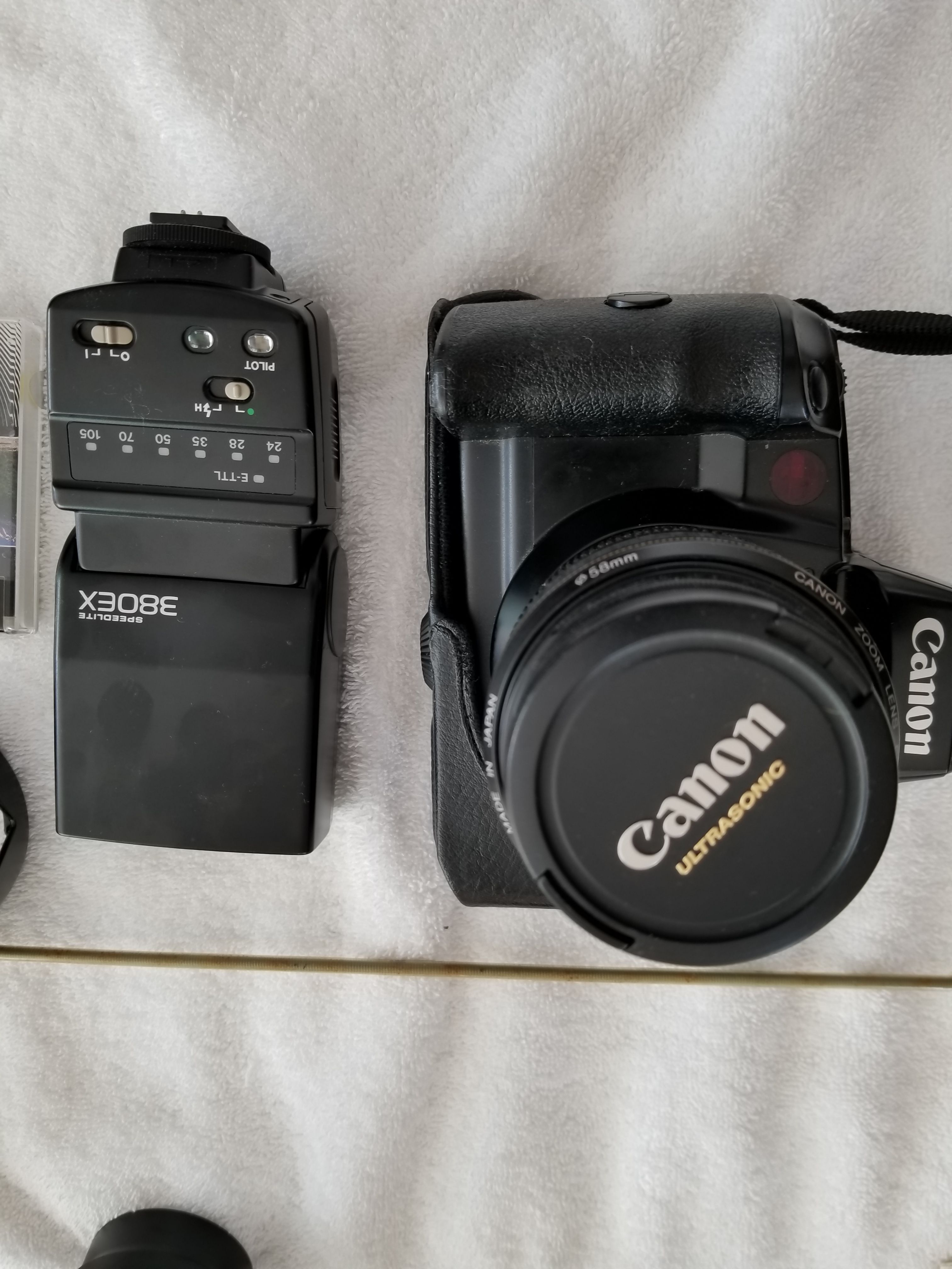 CANON SLR EOS A2E FILM CAMERA WITH Canon 380ex speedlite FLASH, 58 mm lens & accessories