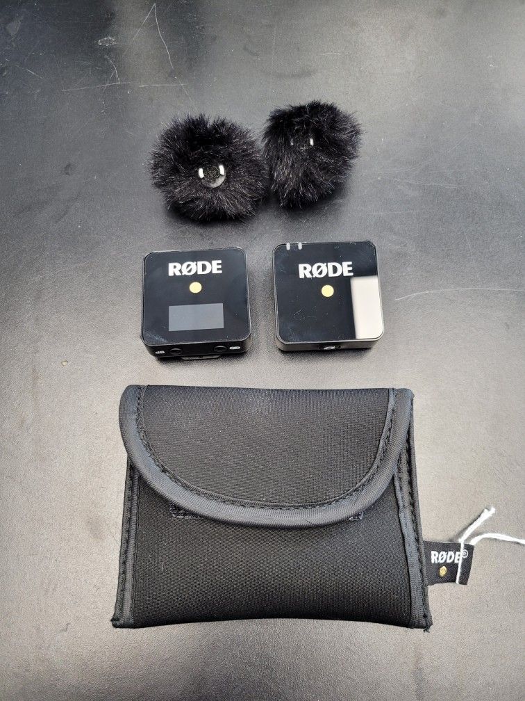 RØDE Wireless GO II Dual Channel Mic Kit with Accessories