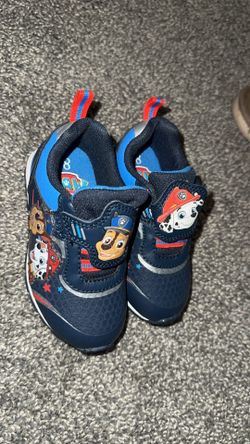 Toddler boy shoes size 8