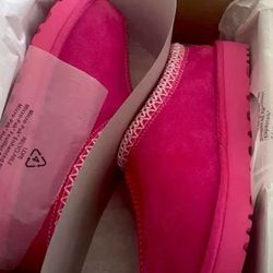 Pink Ugg Tasman Slippers