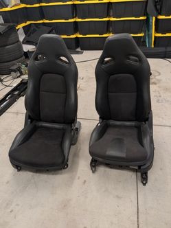 Nissan R35 GTR stock Seats