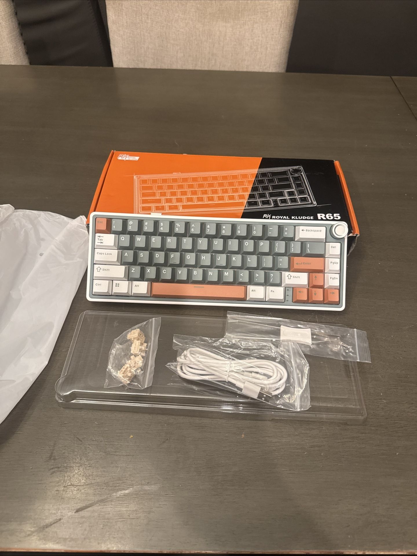 Royal Kludge Gaming Keyboard Wireless New
