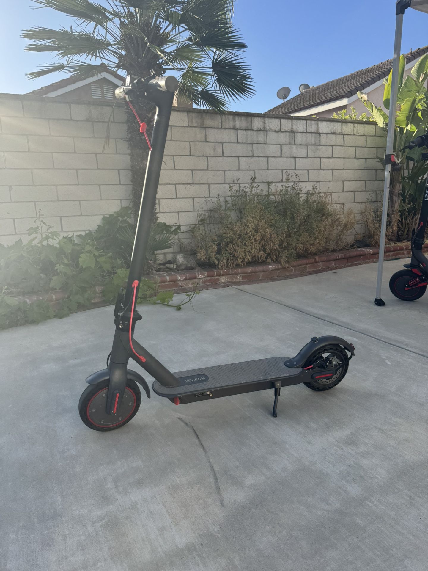 Electric scooter