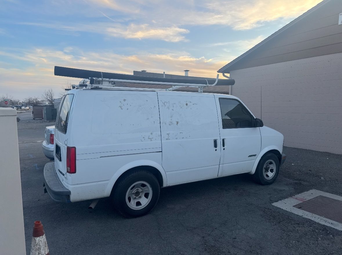 2000 Chevrolet Astro