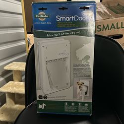Dog door- Postage Smart Door