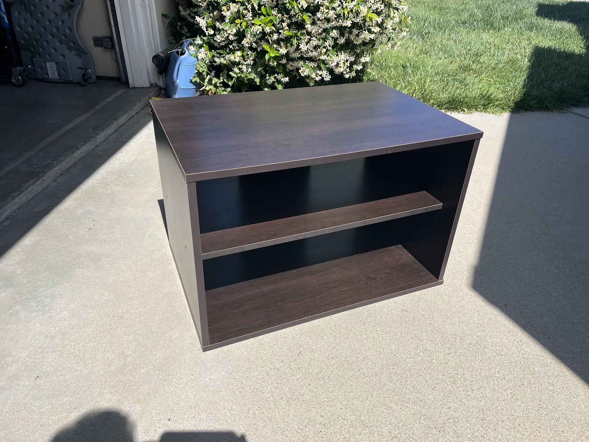 TV Stand. (read description For Measurements)