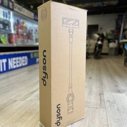 Dyson V8 Cordless Vacuum