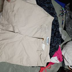 Old Navy Beige Skirt