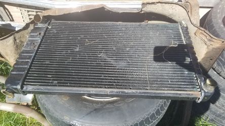 67-72 chevy radiator has leak in front.