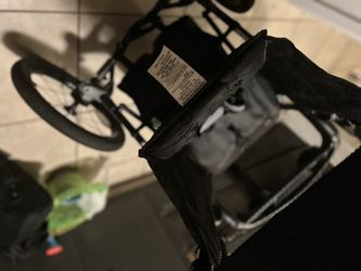 Babytrend DLX Stroller And Car Seat