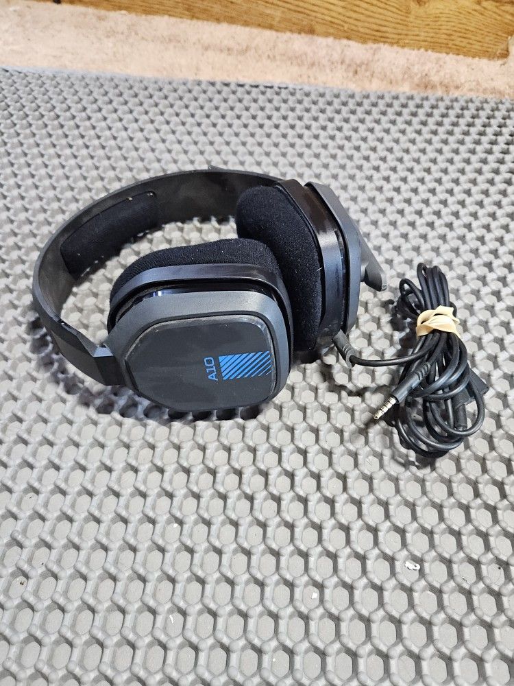 Astro A10 Ear-Cup Headsets - Black