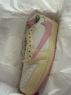 Travis Scott Nike air Jordan 1 low shy pink size 6 men