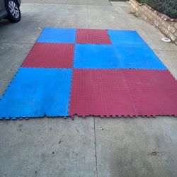 Gym equipment mat