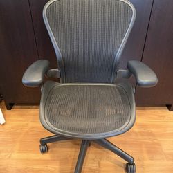 Herman Miller Aeron B