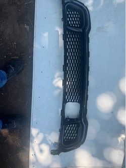 2014-2018 Jeep Cherokee grille