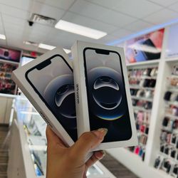 iPhone 16e 128GB unlocked