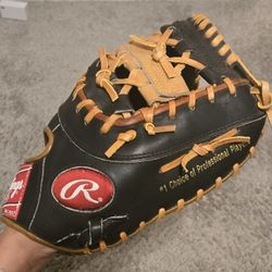 Youth rawlings first baseman glove