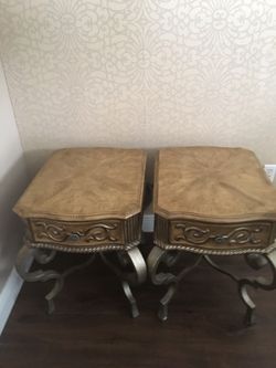 End table