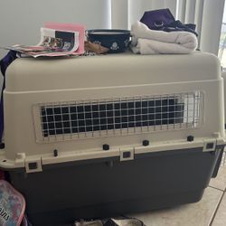 Hard-sided Dog carrier crate XPosted