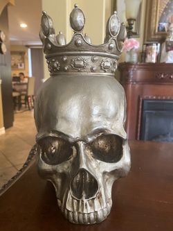 Skeleton head. $20