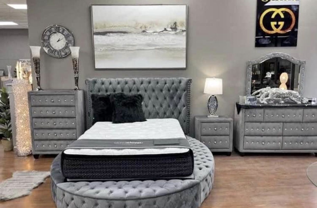 queen bed with storage new In Box