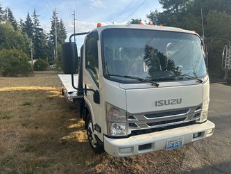 Isuzu tow truck 2020